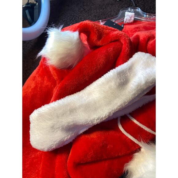 Fashion Nova Oh Santa plush PJ/Romper  . - Picture 7 of 7